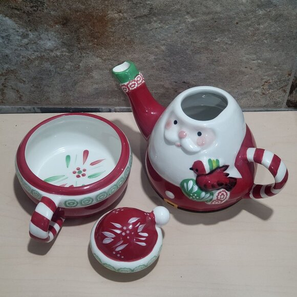 Temptations by Tara 3 Piece Ceramic Stacking Santa Teapot Mug Cup Set - Picture 4 of 12